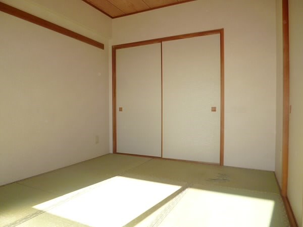 サンファミリー烏山 当社管理物件 ベッドルーム