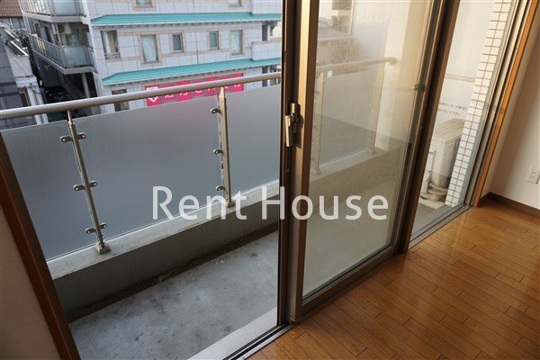 ホワイトステージ 　当社管理物件 ベランダ