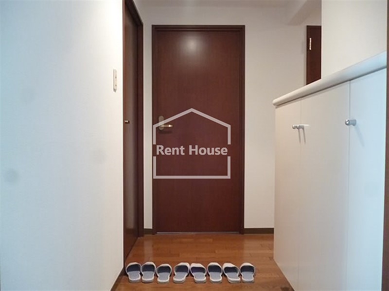 フィール天神町２号館   玄関