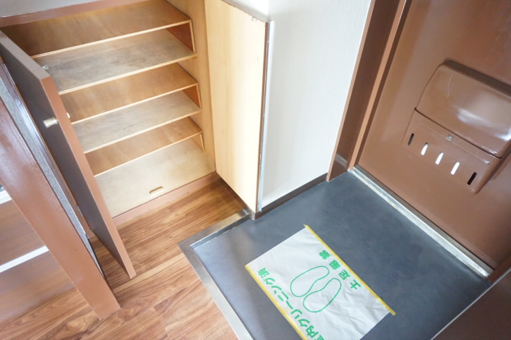 カーサグリーンプラザ   玄関