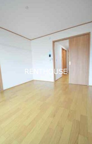 フラットK ベッドルーム