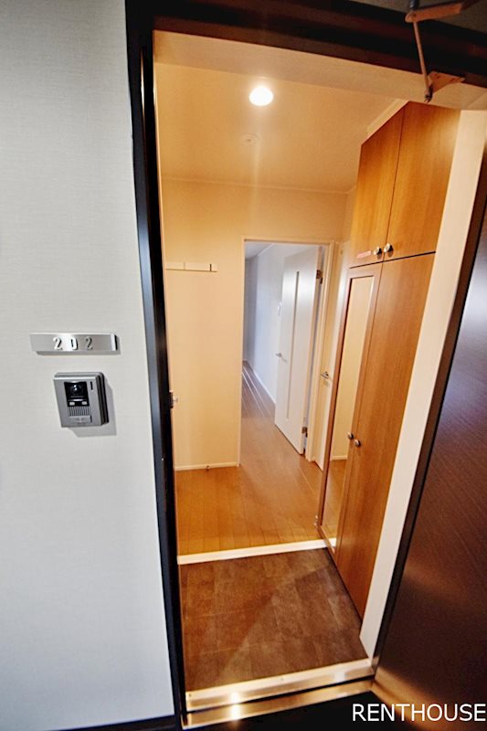 アミーガーデン 玄関