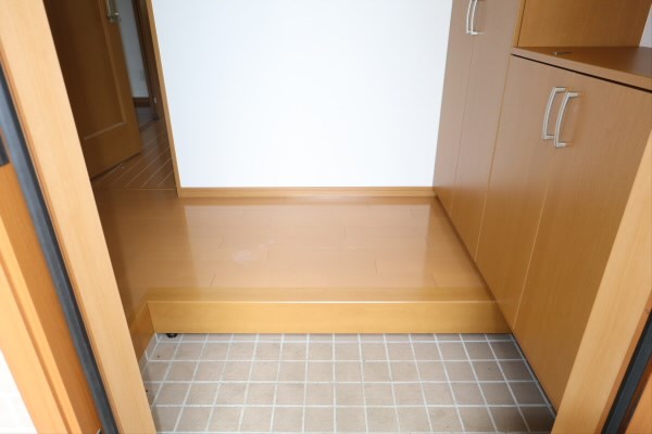 プリマヴェーラ　弊社管理物件  玄関