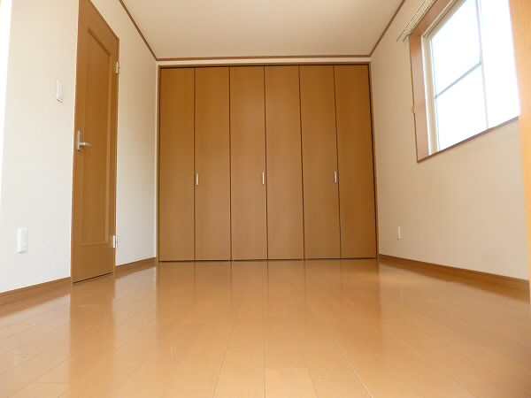 プリマヴェーラ　弊社管理物件  ベッドルーム