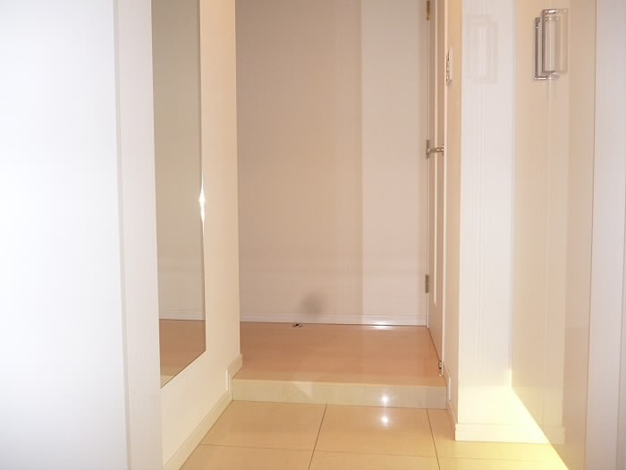 ガーラレジデンス府中  玄関