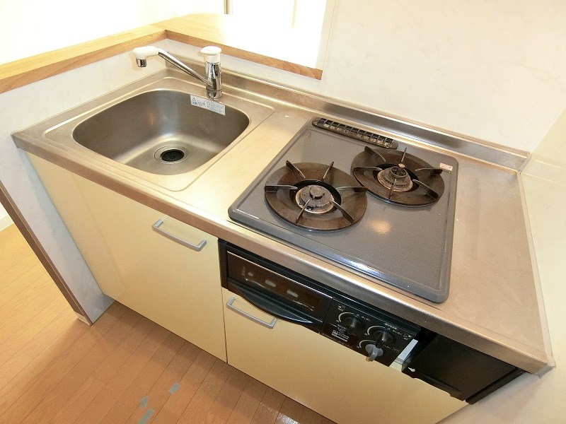 エル・スプランドゥール    キッチン