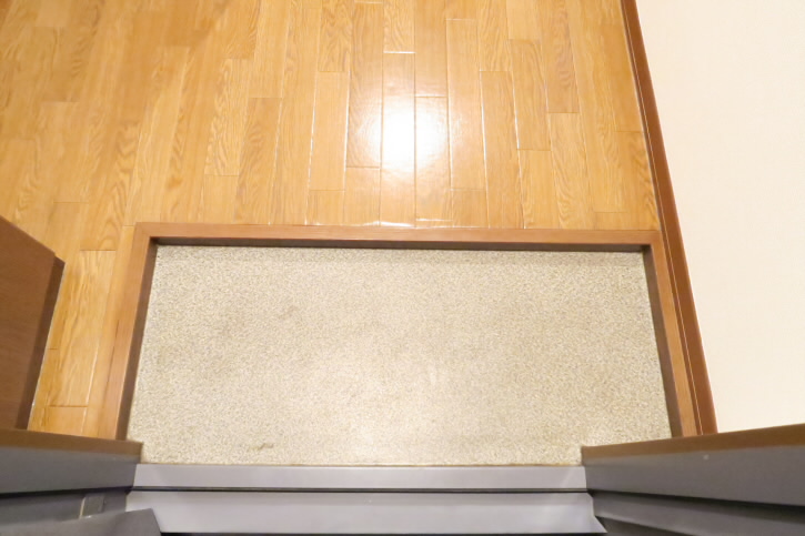 レガシー調布Ⅱ 玄関