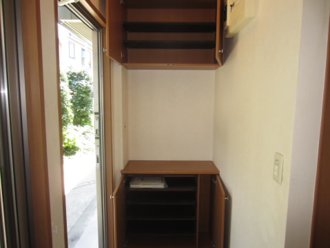 ステップ柴崎     玄関
