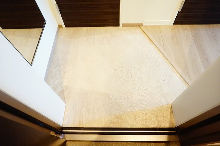 エルミタージュ南烏山　弊社管理物件  玄関