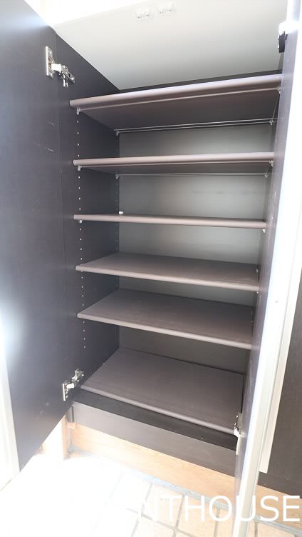 テラスレジデンス西つつじヶ丘 玄関