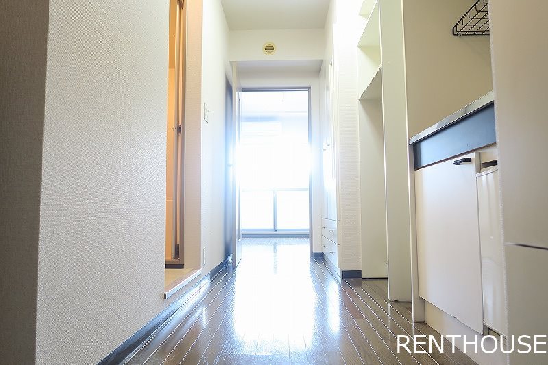 スチューデントパーク府中  玄関