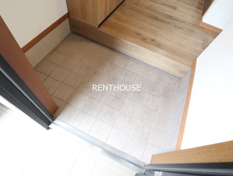 国領町７丁目戸建　当店限定物件   玄関