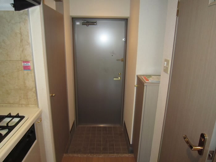 菱和パレス府中駅前 玄関