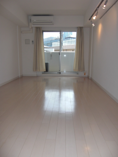 ステージグランデ西調布アジールコート     リビング