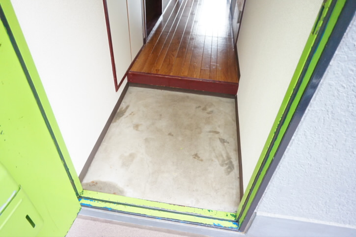 プラザ西調布    玄関