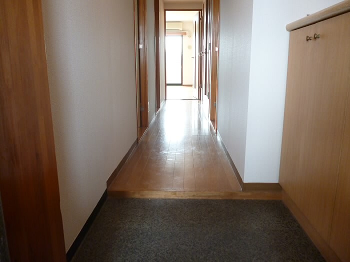 コルベイユ天神  玄関