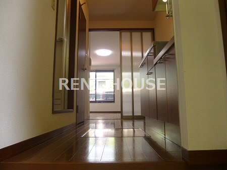 ヴェルドミール明大前 リビング