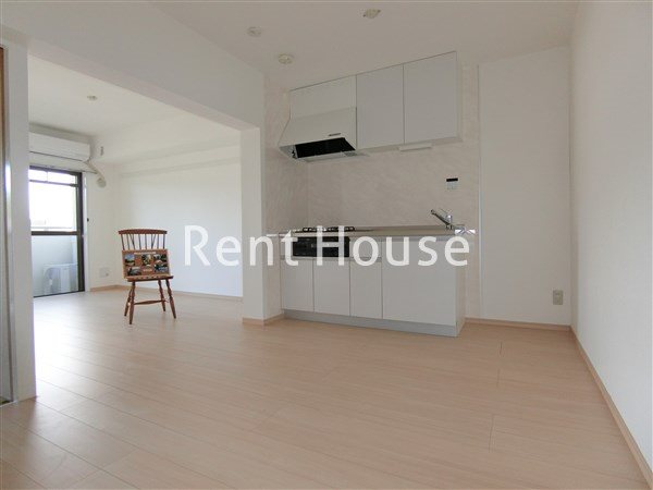 ハイツおその井2号棟 リビング