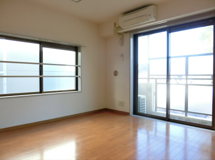 ベージュ南荻窪   リビング