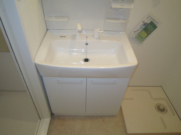 ビアン・デザミティエ・ア・ヴォートル     その他4