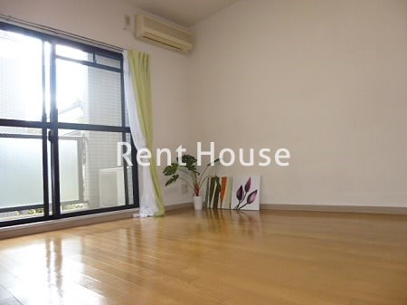 パインフィールド ベッドルーム