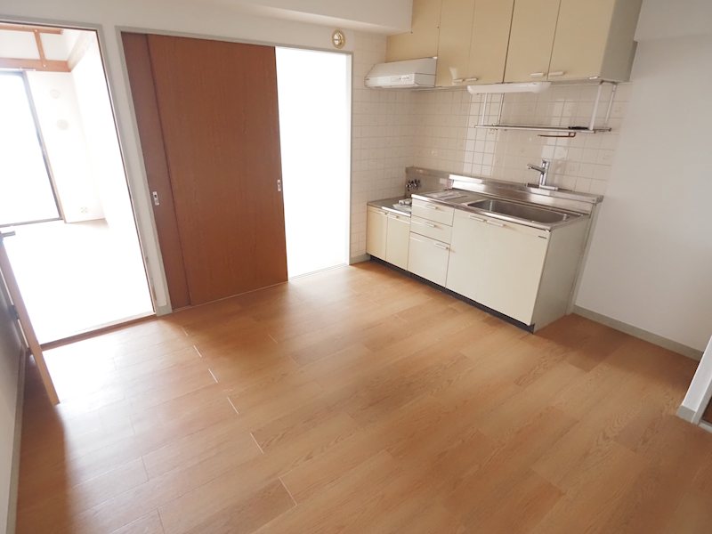 グランジャルダン東松原 リビング