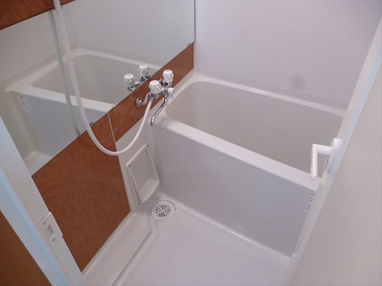 イーストープ美好町 風呂画像