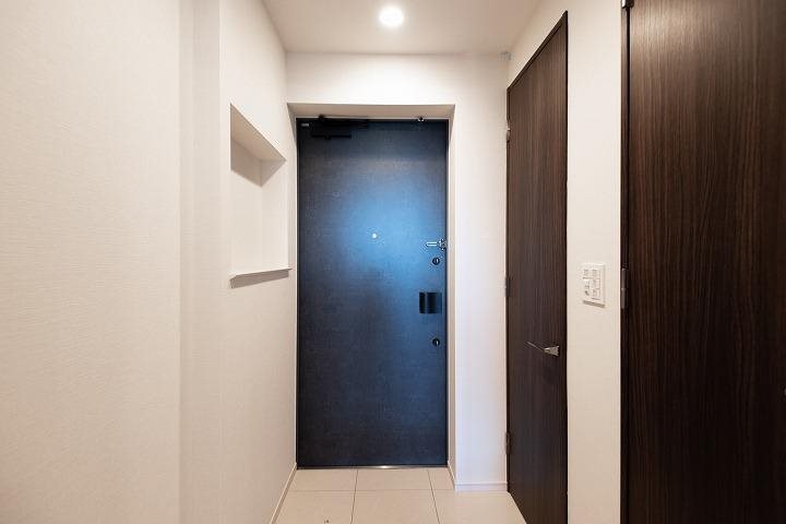 GRANPASEO明大前（グランパセオメイダイマエ） 玄関