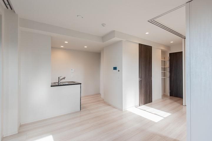 GRANPASEO明大前（グランパセオメイダイマエ） リビング