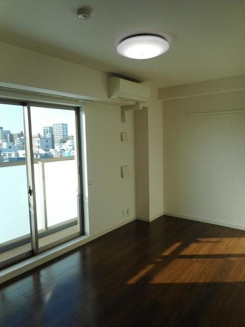 グラース・K リビング