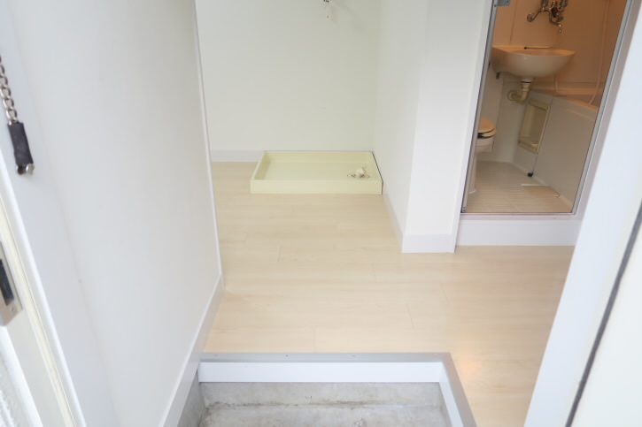 エステート国領   玄関