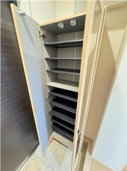 キューブ永福町 玄関