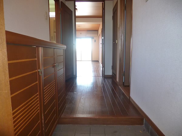 サンファミリー烏山 当社管理物件  玄関