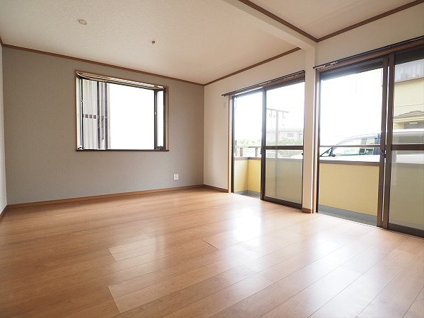 山和ハイツ5 リビング