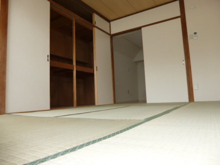 ベッドルーム