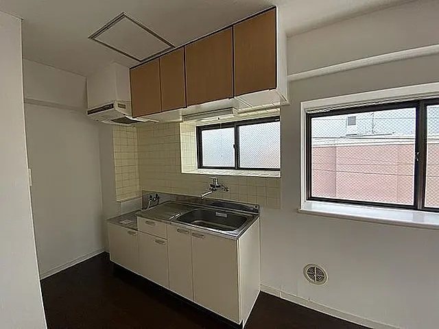 ハイネスGORO　弊社専任 キッチン