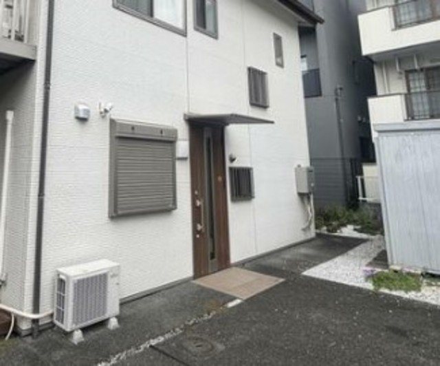 宮町２丁目戸建 玄関