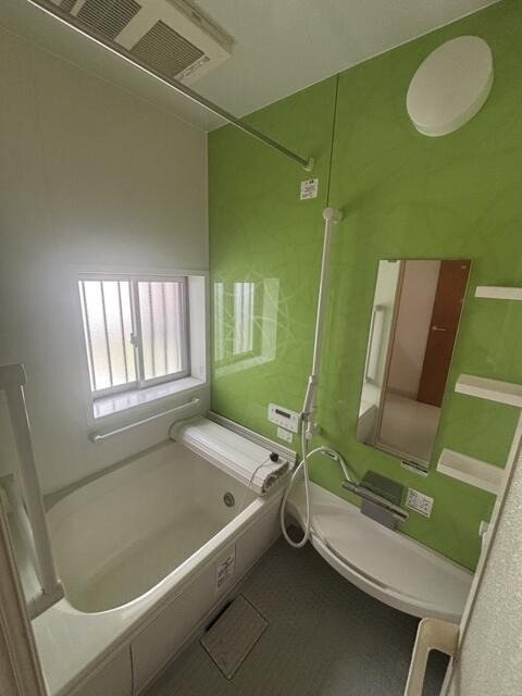 宮町２丁目戸建 風呂画像
