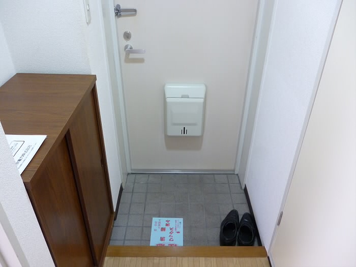 カーサ   玄関