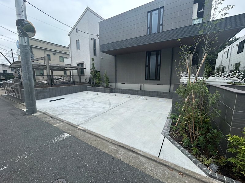 Hilltop East その他9