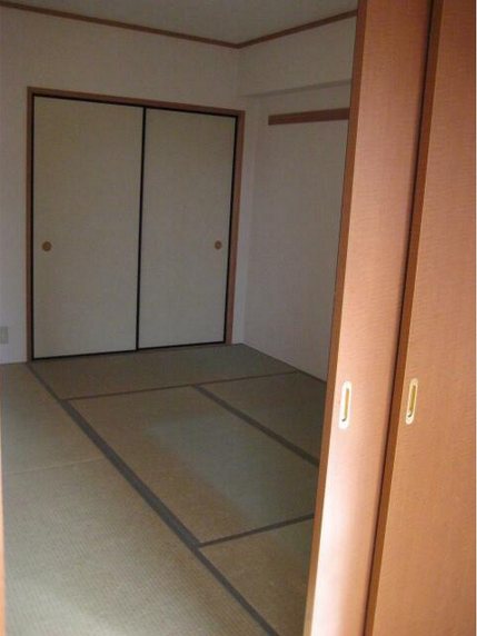 ベッドルーム