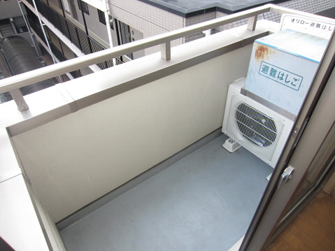 調布ふじ村ビル    ベランダ