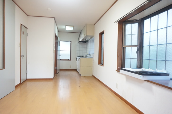 センチュリー上石原13号館   リビング