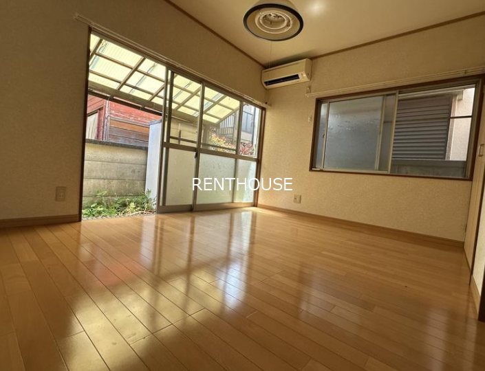 紅葉丘3丁目戸建て リビング