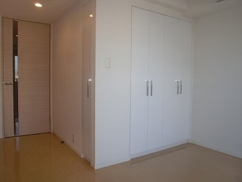 ベッドルーム