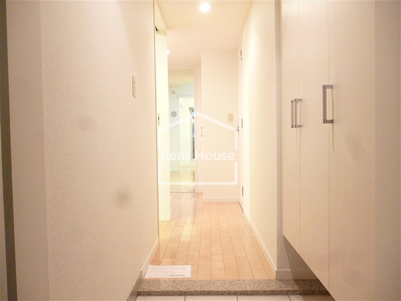 イプセ府中  玄関