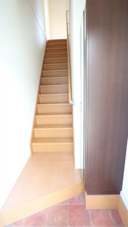 シャトレ 【当社管理物件】  玄関
