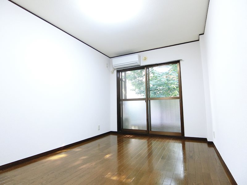 ベッドルーム