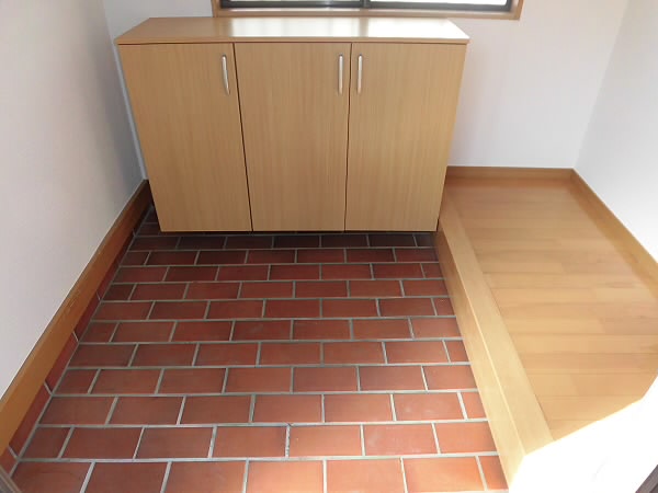 柴崎貸家１号棟 玄関