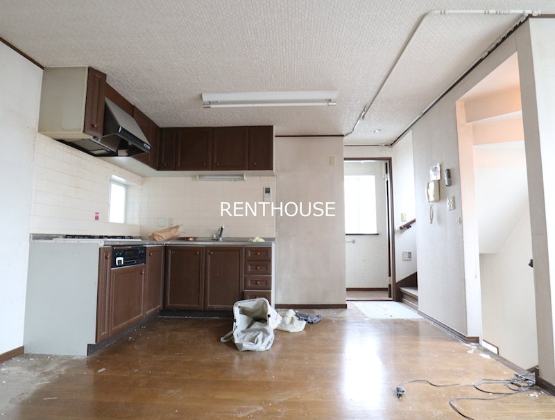 小島町3丁目戸建【当店管理物件】  リビング